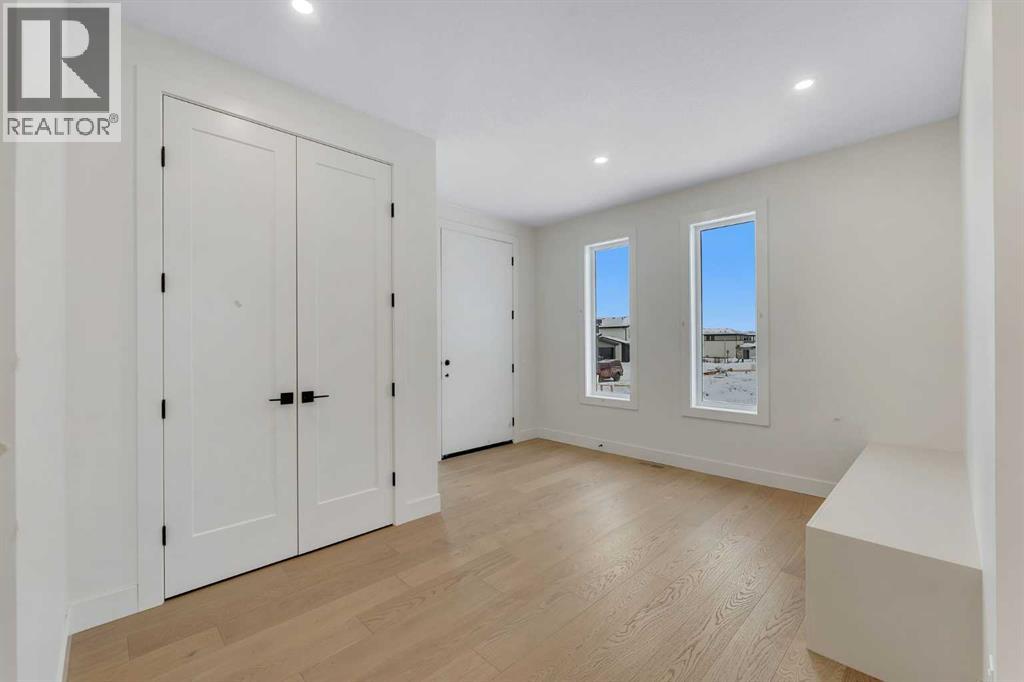 35 North Bridges Glen, Langdon, Alberta  T0J 1X3 - Photo 2 - A2274359