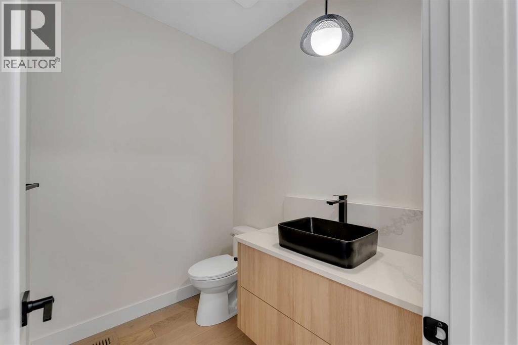 35 North Bridges Glen, Langdon, Alberta  T0J 1X3 - Photo 14 - A2274359