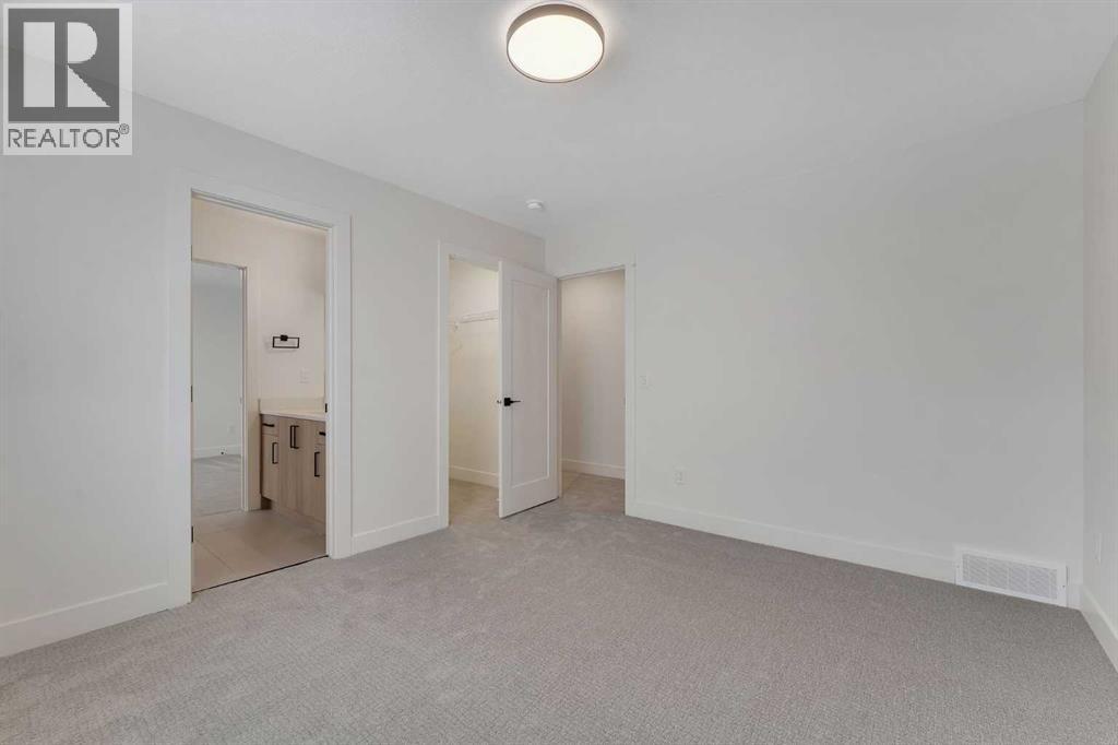 35 North Bridges Glen, Langdon, Alberta  T0J 1X3 - Photo 30 - A2274359