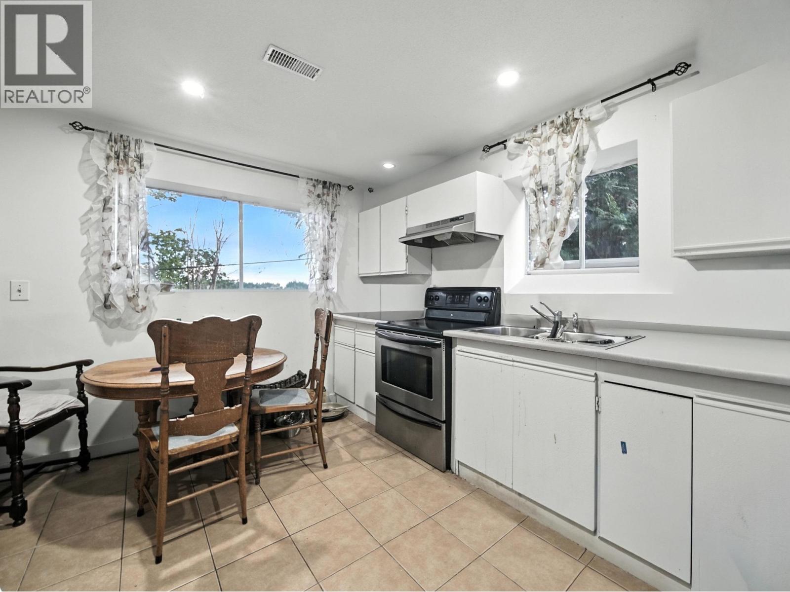 83 Warrick Street, Coquitlam, British Columbia  V3K 5L3 - Photo 22 - R3078456