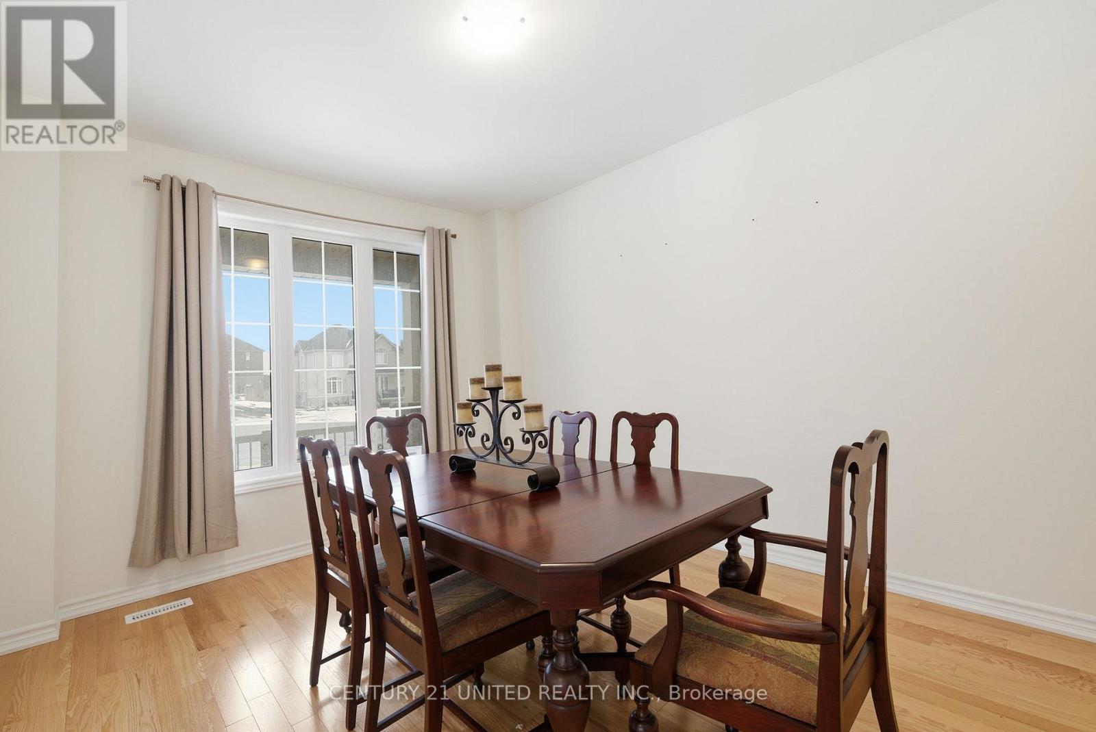 4 Golden Meadows Drive, Otonabee-South Monaghan, Ontario  K9J 0K6 - Photo 9 - X12701348