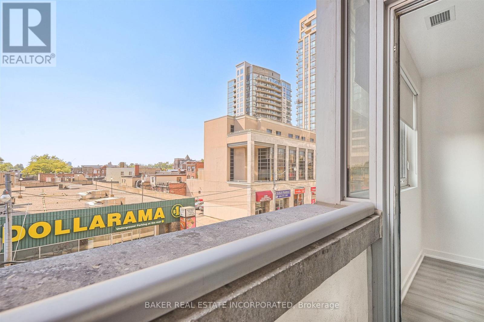 219 - 501 St Clair Avenue W, Toronto, Ontario  M5P 0A2 - Photo 15 - C12701370