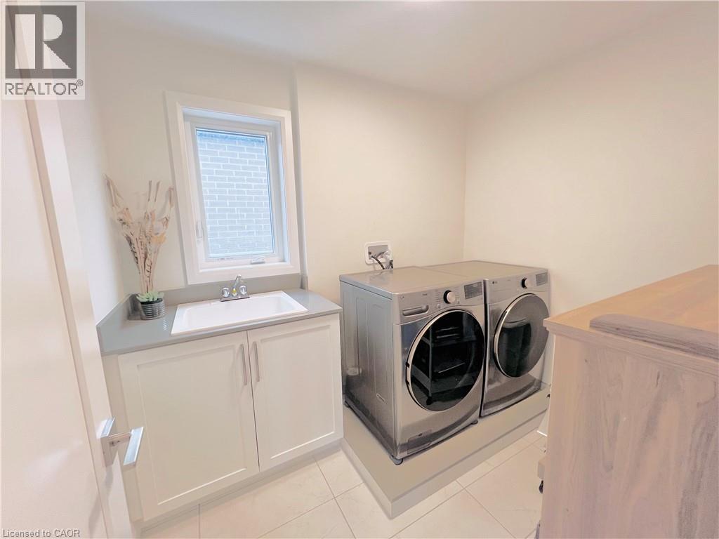 100 Shady Oaks Trail, Hamilton, Ontario  L9B 0K6 - Photo 38 - 40795058