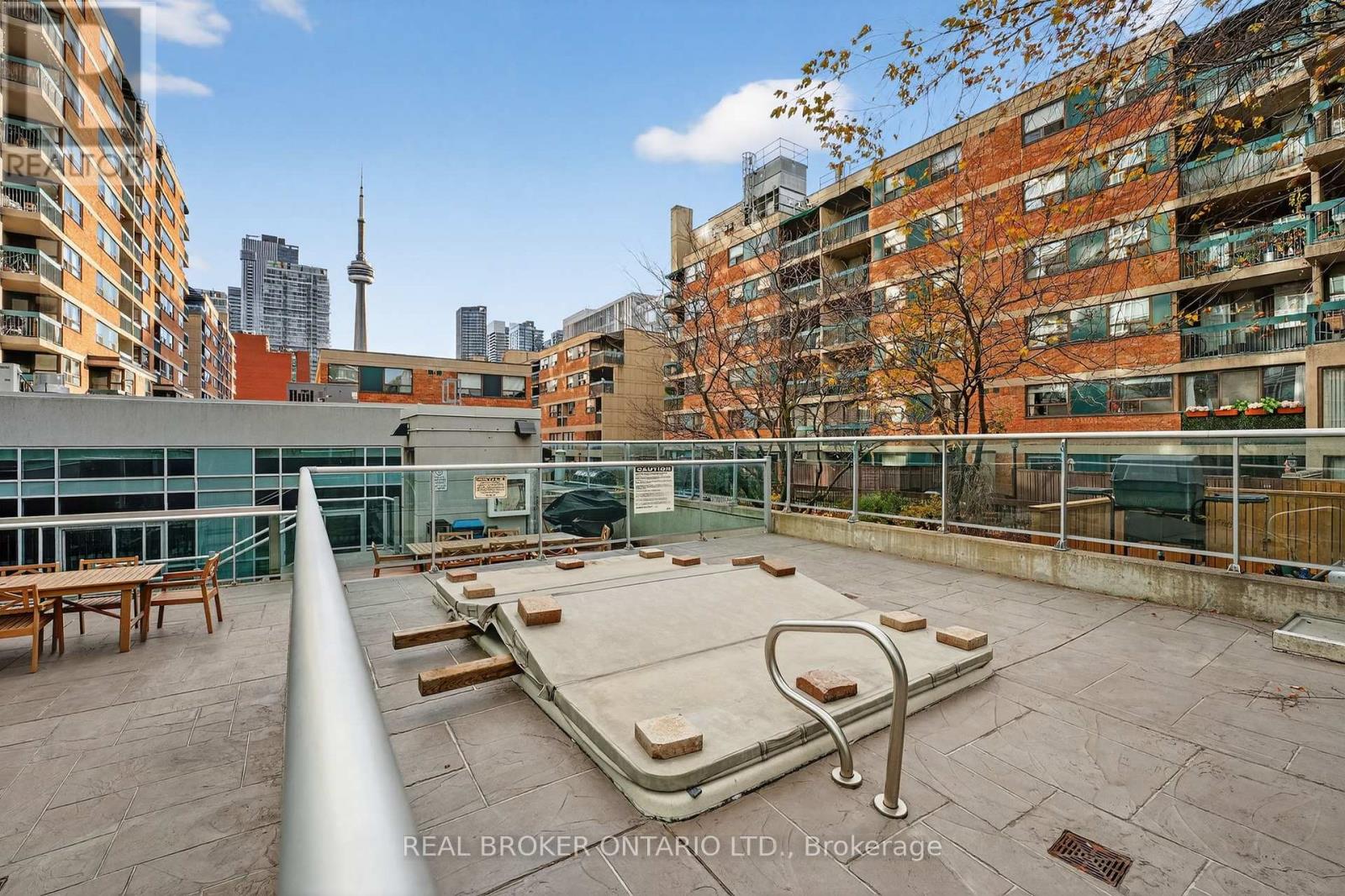 409 - 96 St Patrick Street, Toronto, Ontario  M5T 1V2 - Photo 31 - C12685914