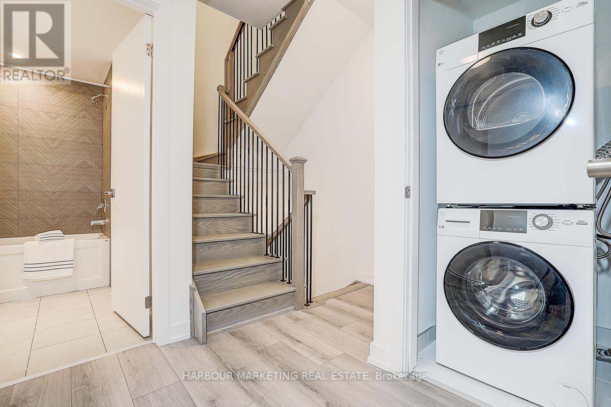 3079 Pharmacy Avenue, Toronto, Ontario  M1T 1H8 - Photo 33 - E12701352