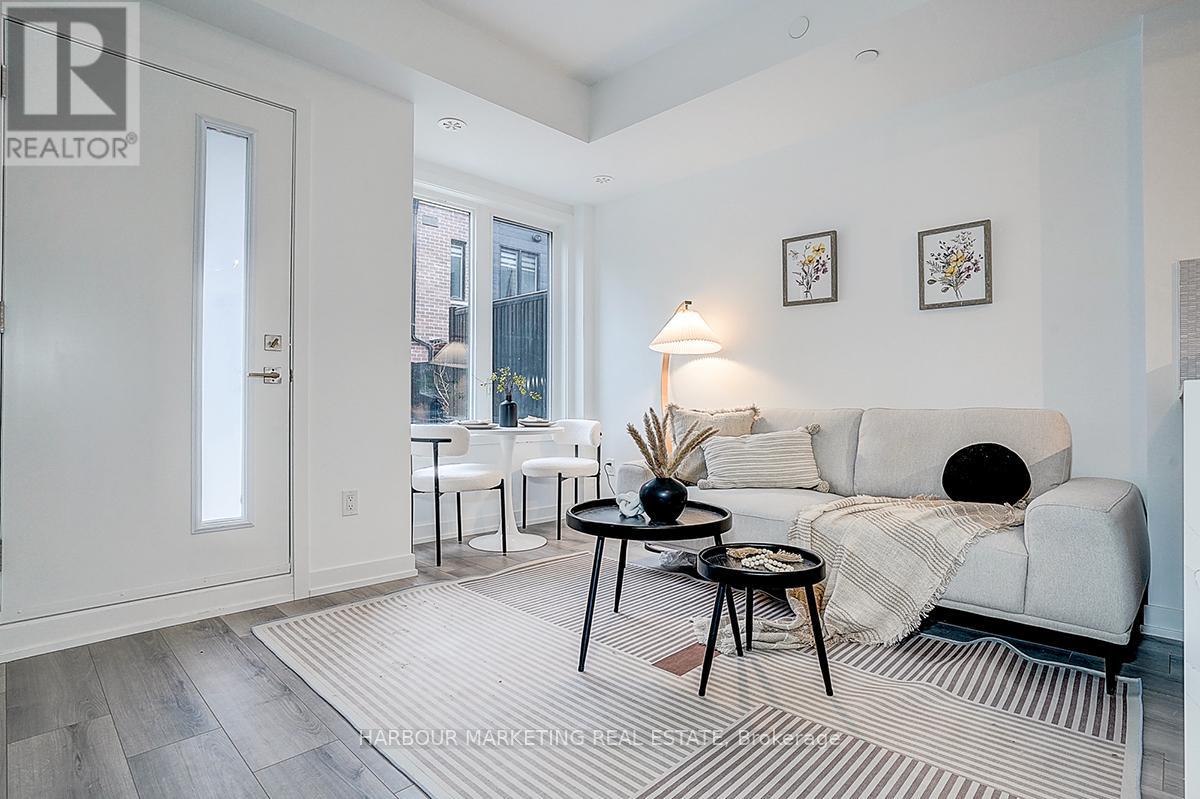 3079 Pharmacy Avenue, Toronto, Ontario  M1T 1H8 - Photo 9 - E12701352