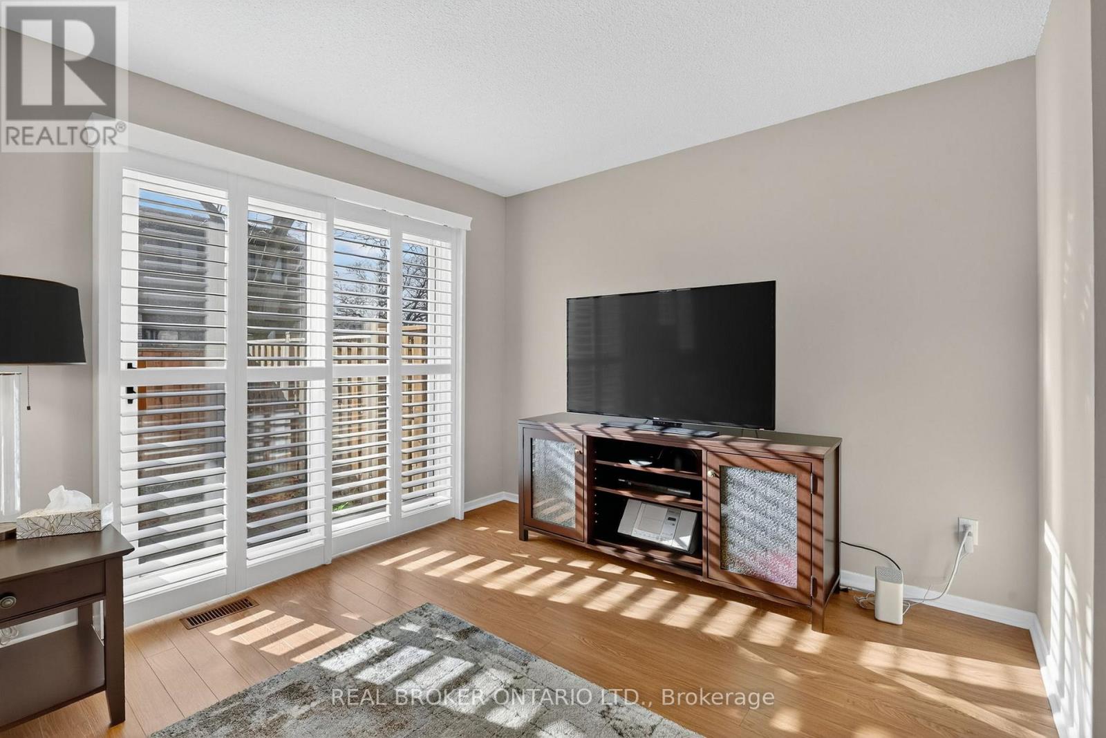 47 - 105 Hansen Road N, Brampton, Ontario  L6V 3C9 - Photo 11 - W12681648