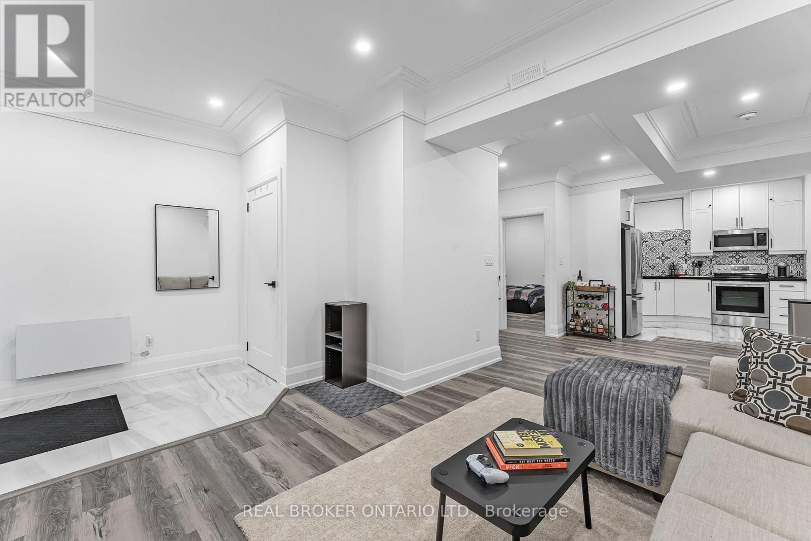 Bsmt - 330 Maple Avenue, Halton Hills, Ontario  L7G 1X1 - Photo 9 - W12692570