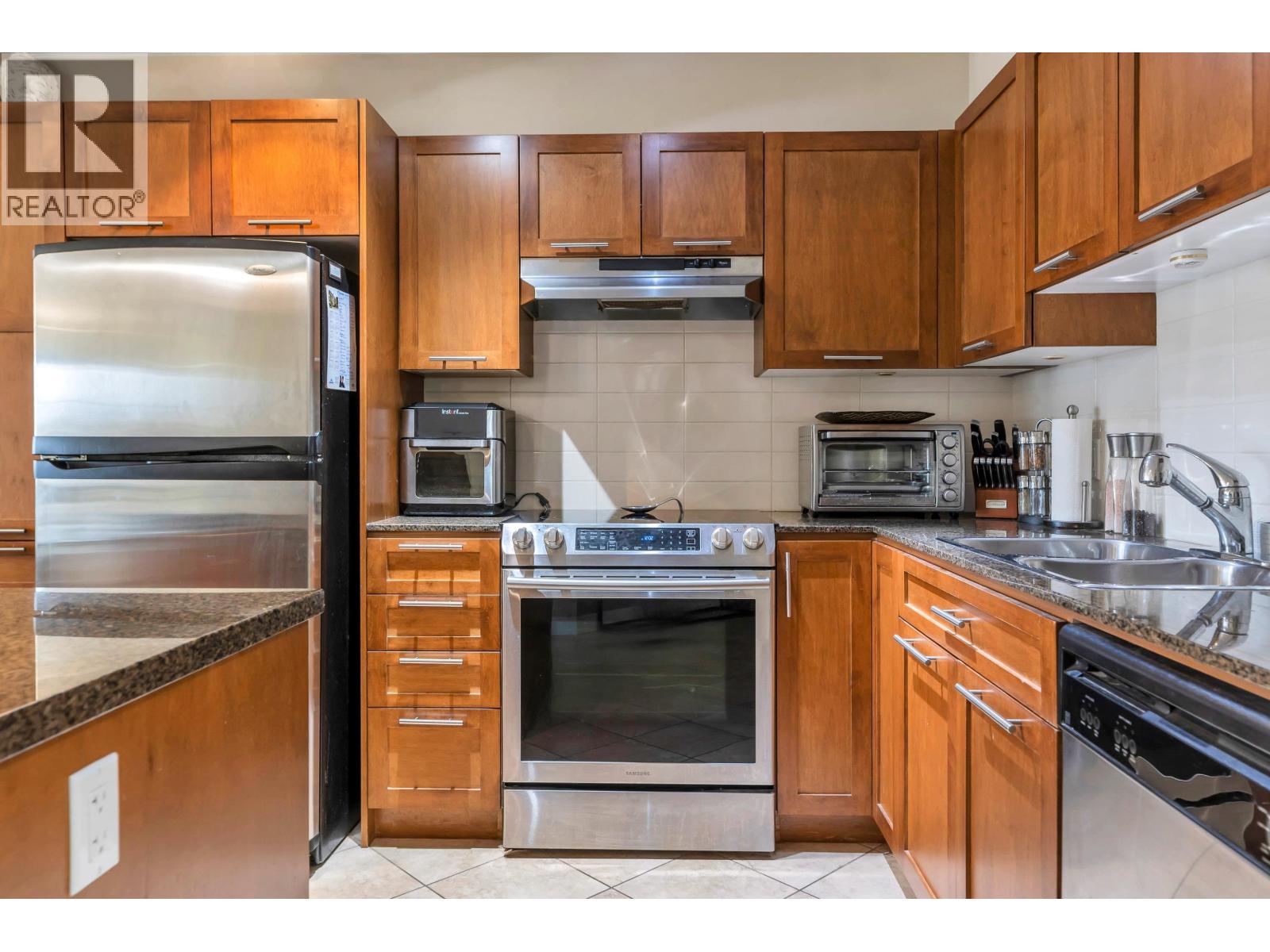 414 19677 Meadow Gardens Way, Pitt Meadows, British Columbia  V3Y 0A2 - Photo 6 - R3078453