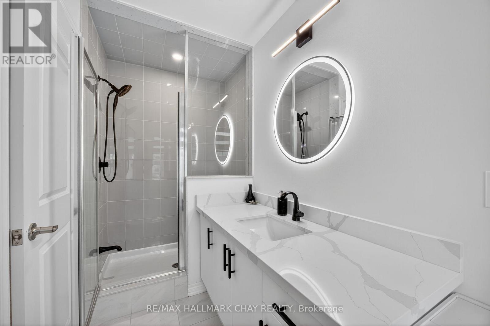 11810 Tenth Line, Whitchurch-Stouffville, Ontario  L4A 5G2 - Photo 17 - N12701362