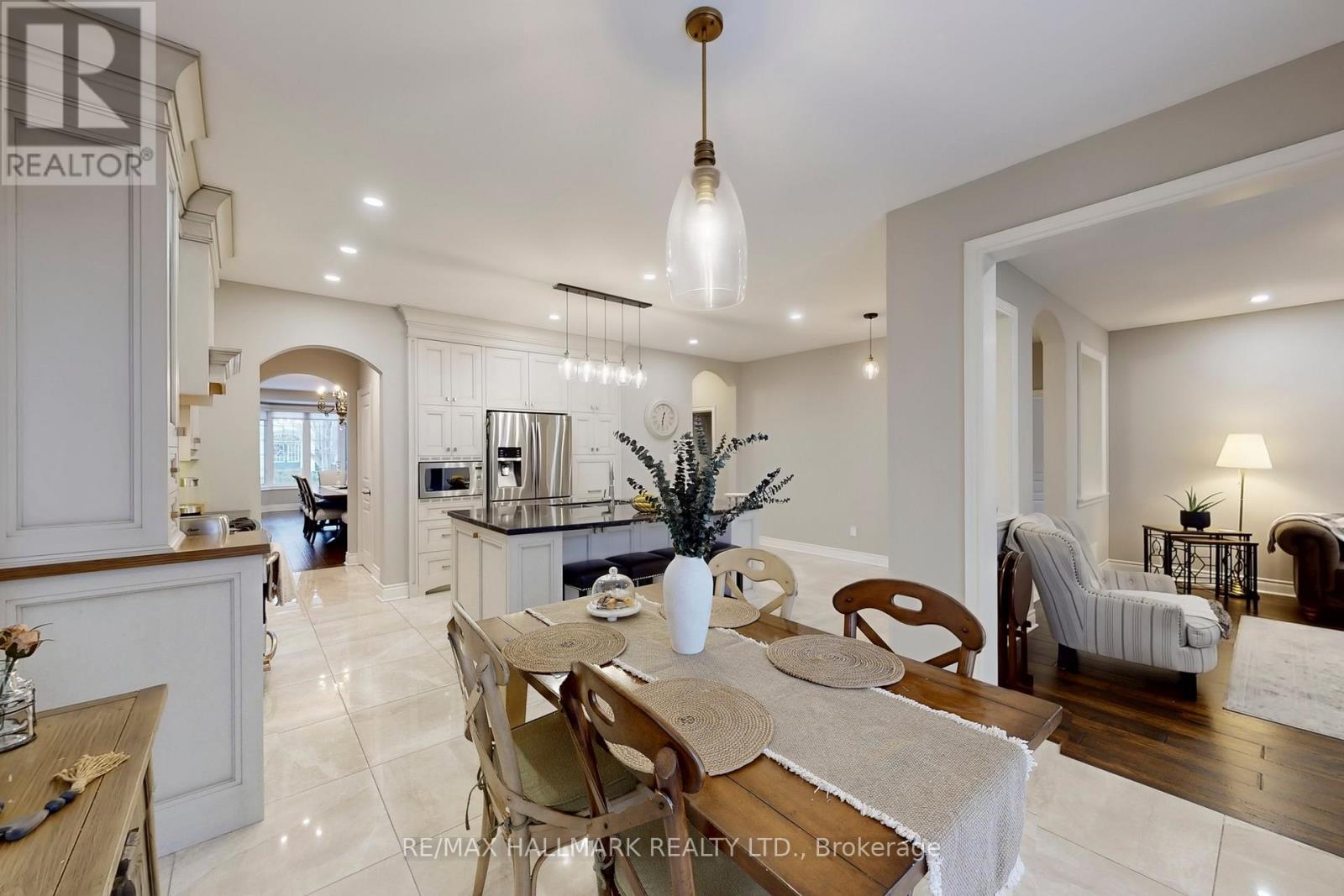 192 Tonner Crescent, Aurora, Ontario  L4G 0G8 - Photo 15 - N12701384