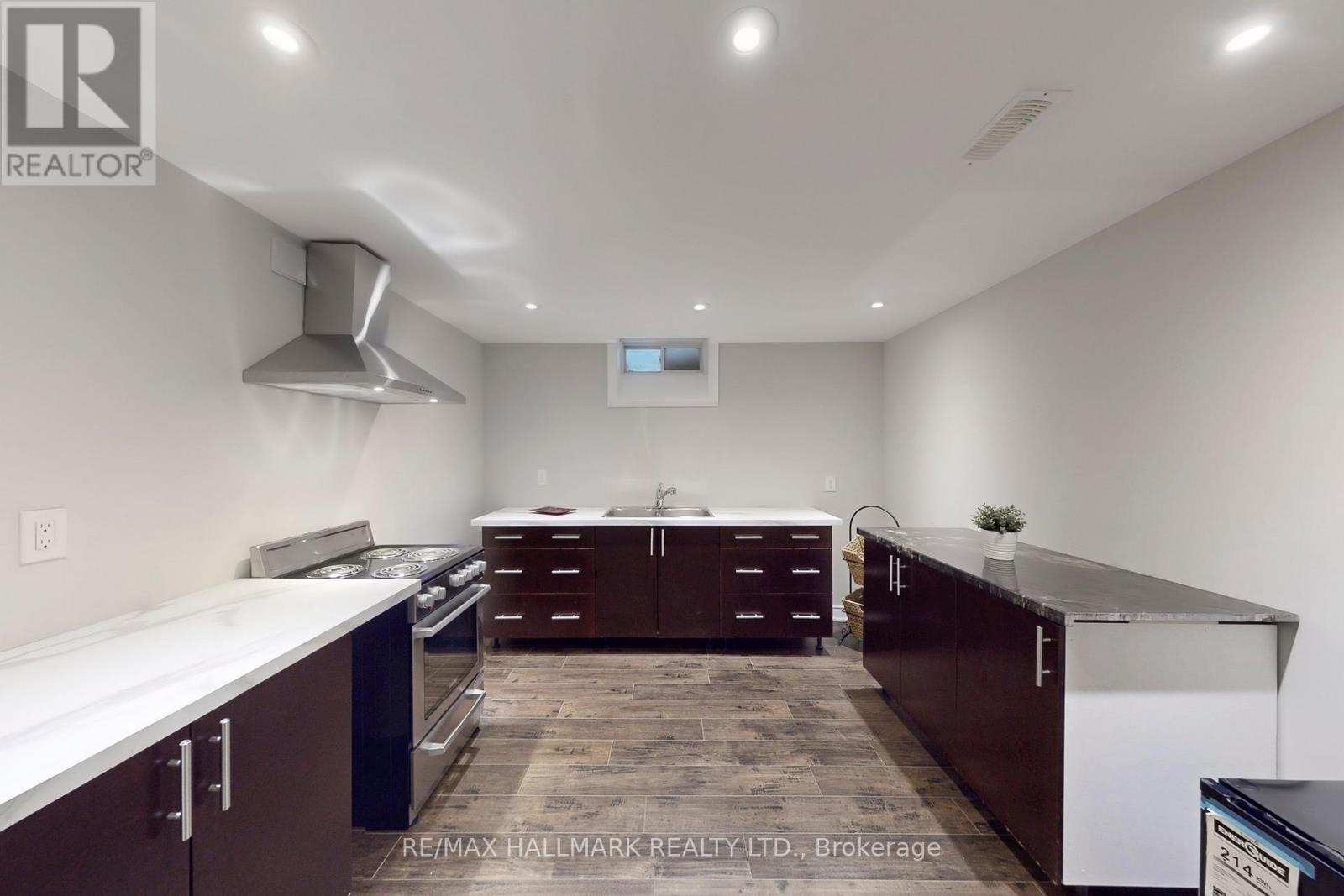 192 Tonner Crescent, Aurora, Ontario  L4G 0G8 - Photo 41 - N12701384