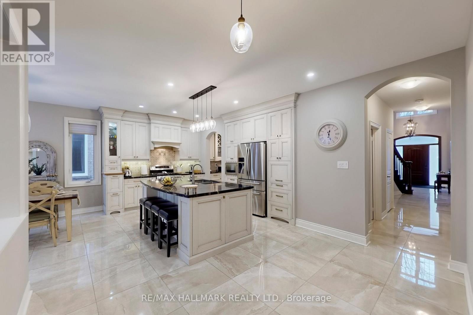 192 Tonner Crescent, Aurora, Ontario  L4G 0G8 - Photo 8 - N12701384