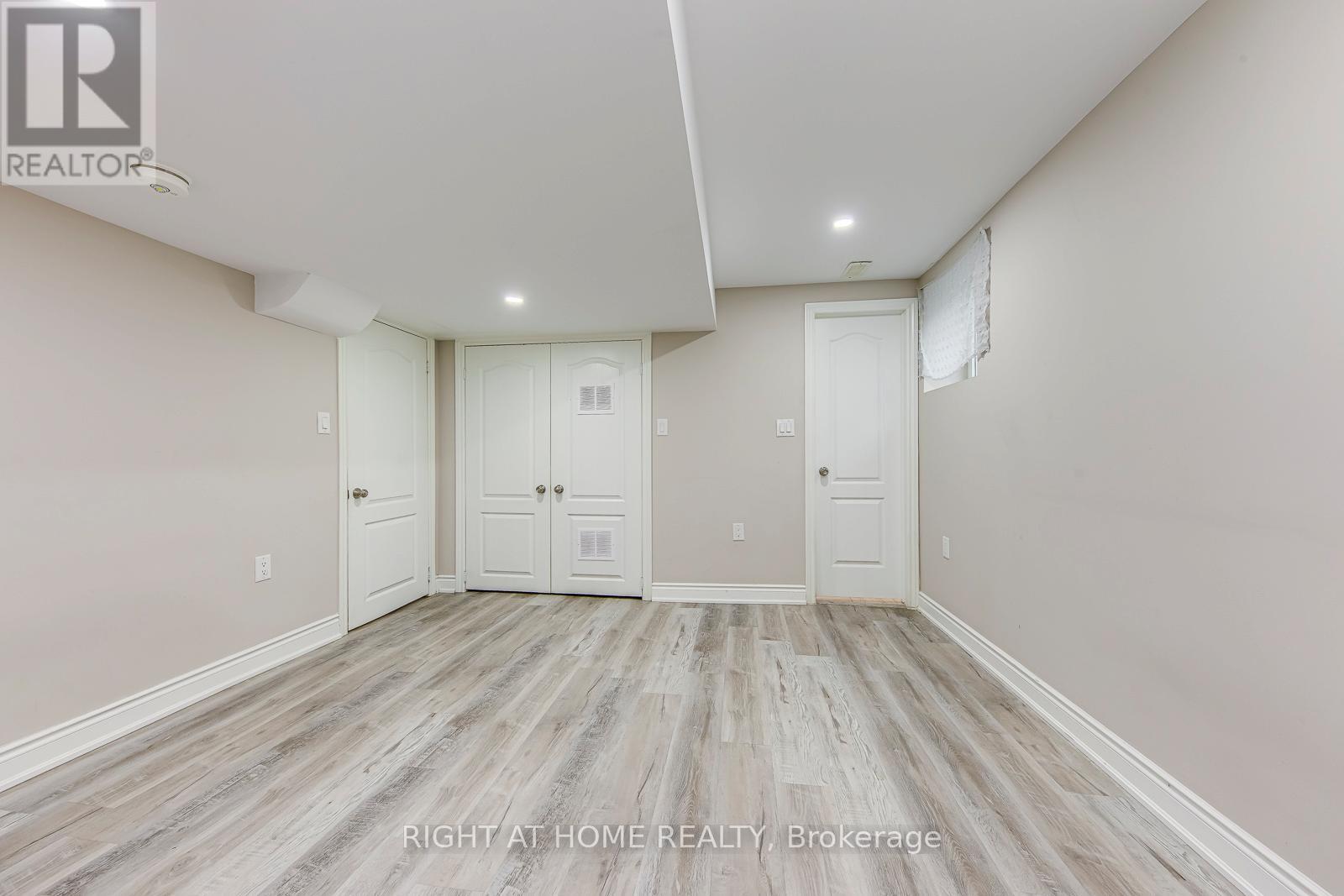 Bsmt - 99 Masters Green Crescent, Brampton, Ontario  L7A 3K3 - Photo 9 - W12701340