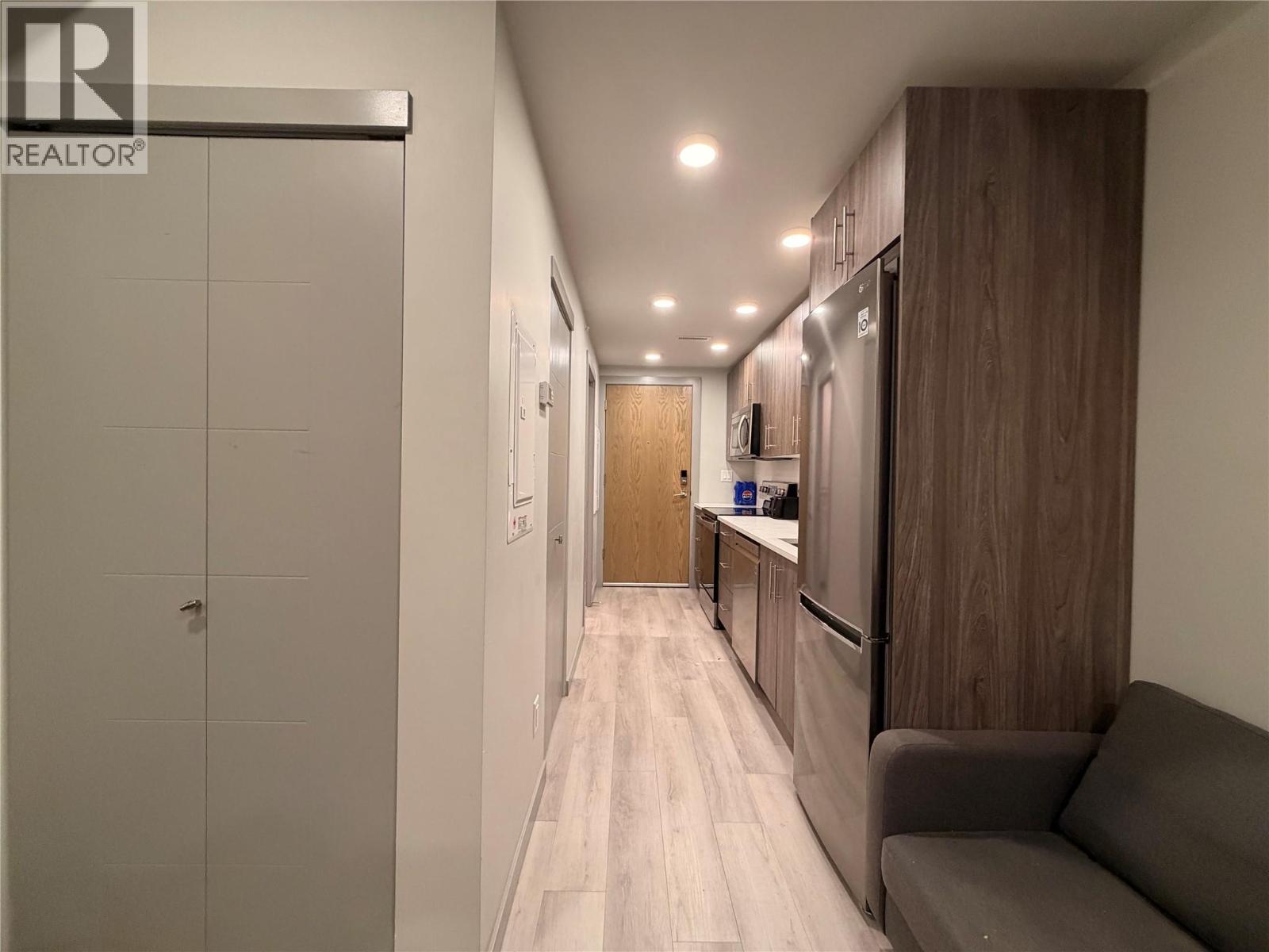 345 Dougall Road N Unit# PH14, kelowna, British Columbia