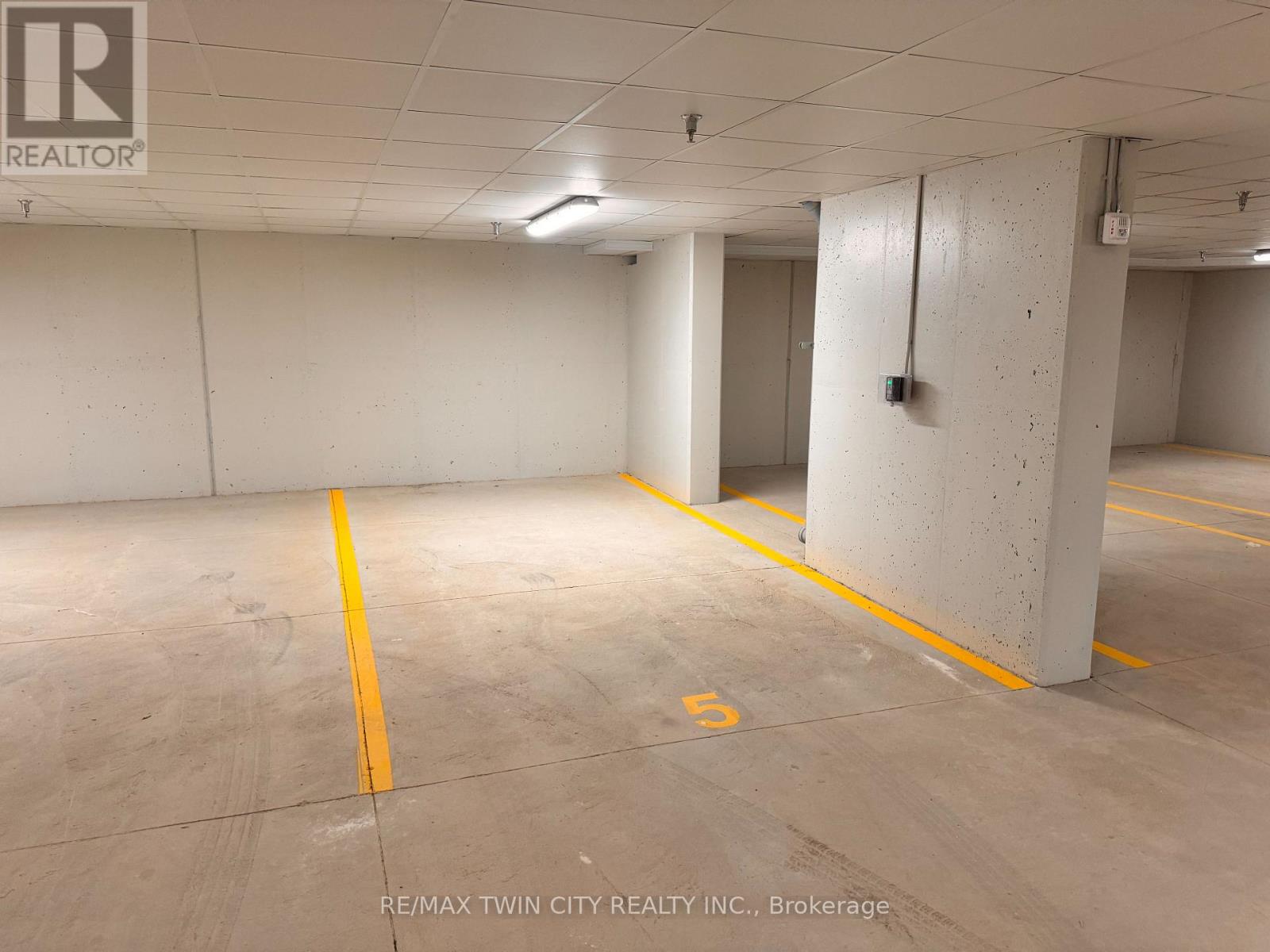 506 - 1100 Lackner Place, Kitchener, Ontario  N2A 0M1 - Photo 21 - X12701366