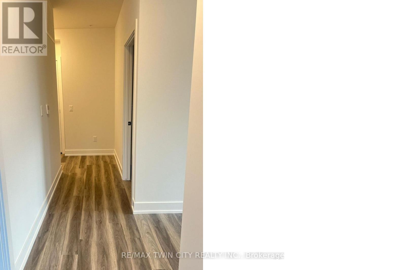 506 - 1100 Lackner Place, Kitchener, Ontario  N2A 0M1 - Photo 5 - X12701366