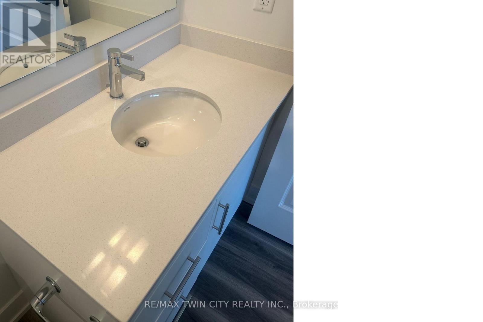 506 - 1100 Lackner Place, Kitchener, Ontario  N2A 0M1 - Photo 7 - X12701366