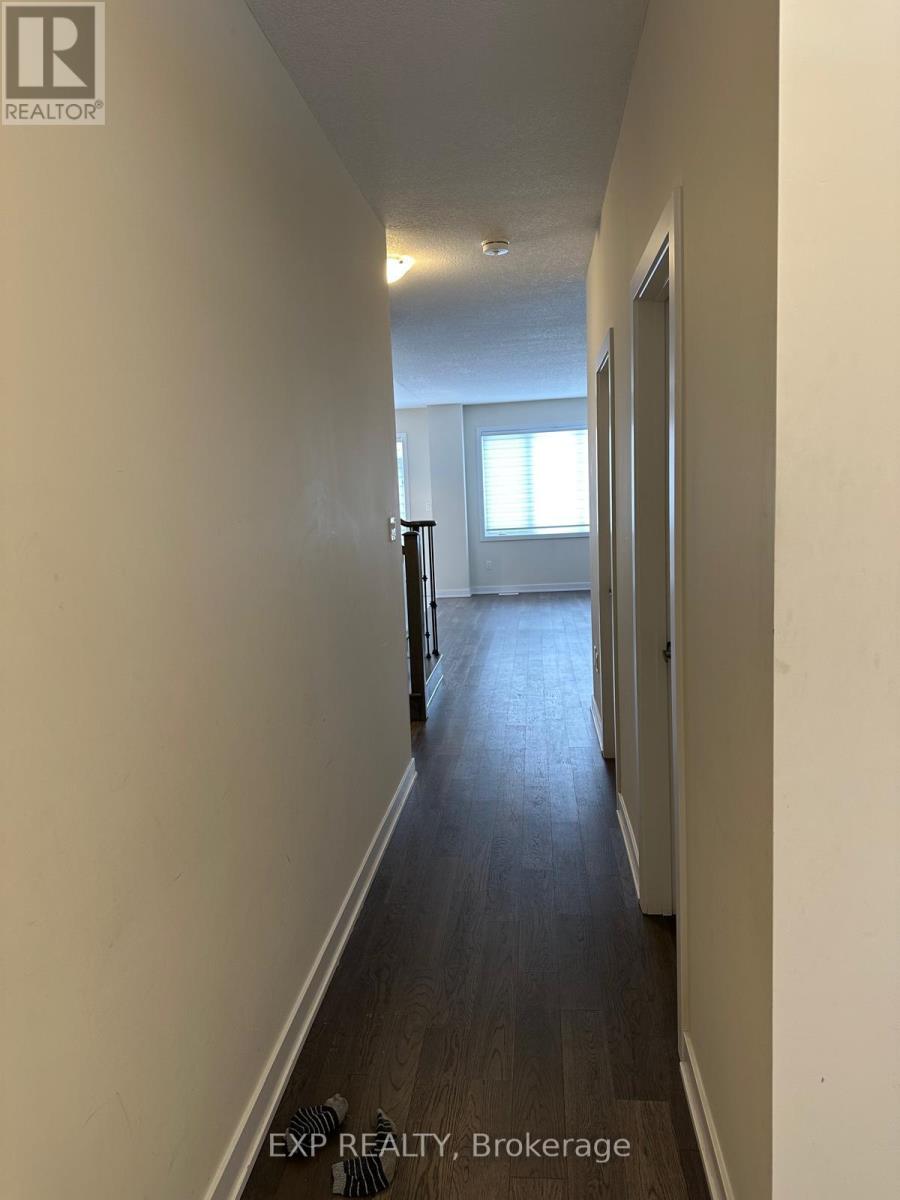 152 Keelson Street, Welland, Ontario  L3B 0M6 - Photo 4 - X12701406