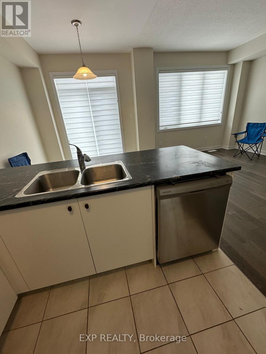 152 Keelson Street, Welland, Ontario  L3B 0M6 - Photo 7 - X12701406