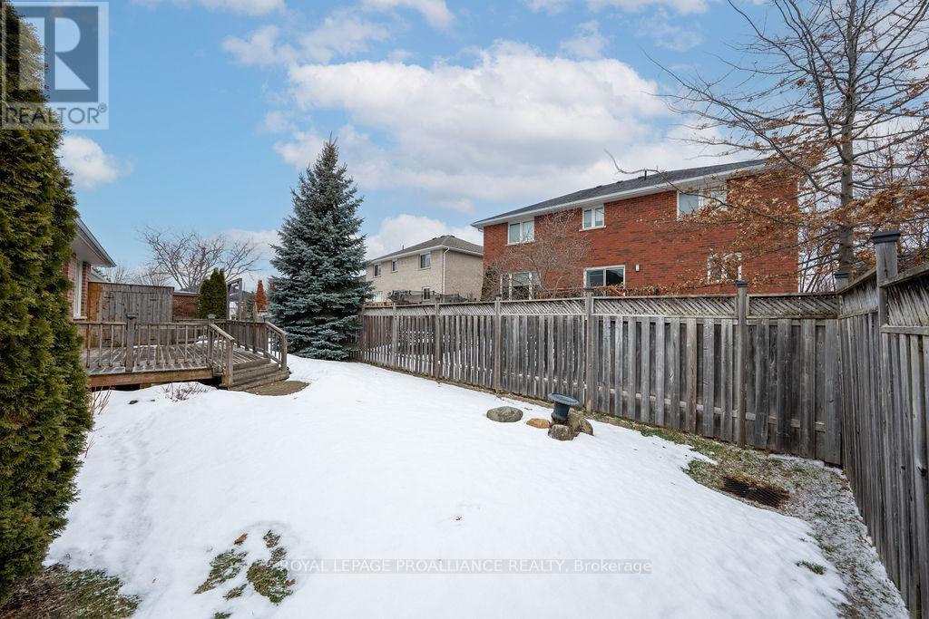 52 Simcoe Drive, Belleville, Ontario  K8N 4Z5 - Photo 41 - X12701434