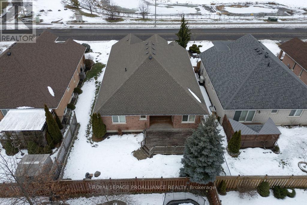 52 Simcoe Drive, Belleville, Ontario  K8N 4Z5 - Photo 46 - X12701434