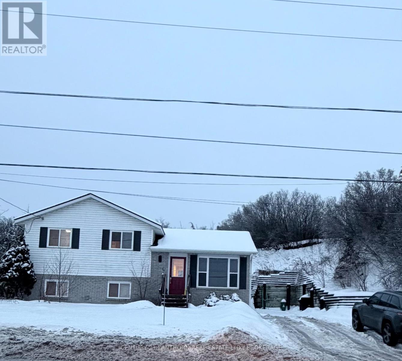 252 Cannifton Road N, Belleville, Ontario  K0K 1K0 - Photo 1 - X12701512