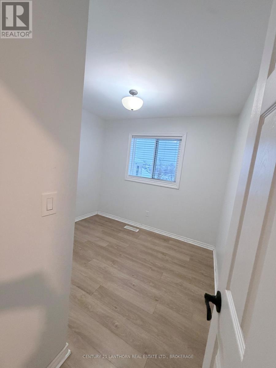 252 Cannifton Road N, Belleville, Ontario  K0K 1K0 - Photo 10 - X12701512