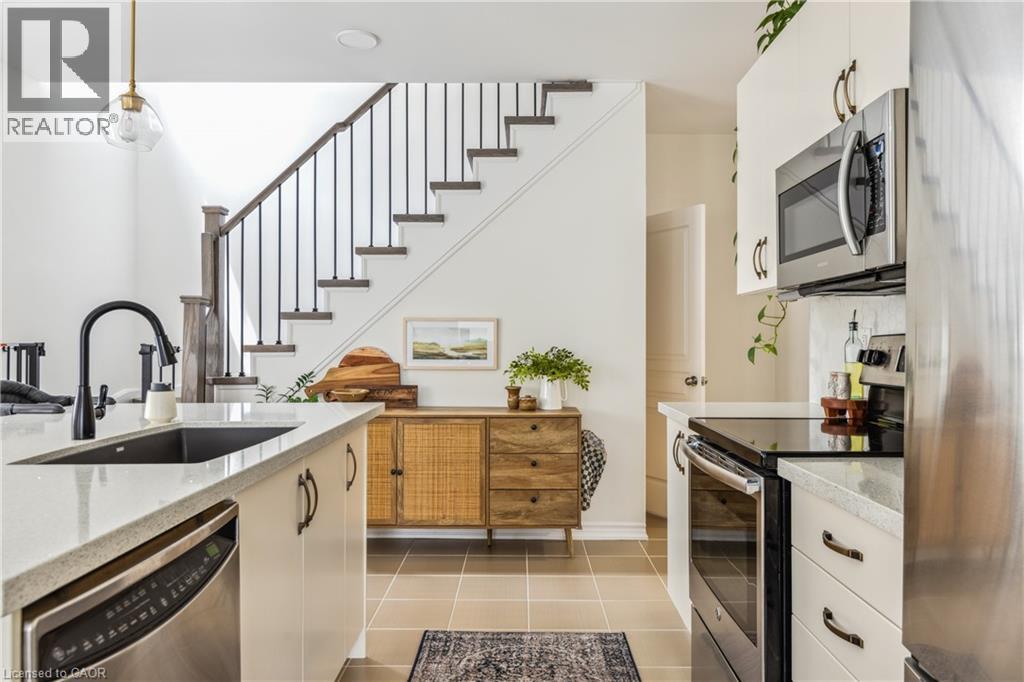 54 Nisbet Boulevard Unit# 31, Waterdown, Ontario  L8B 0Y3 - Photo 7 - 40798749