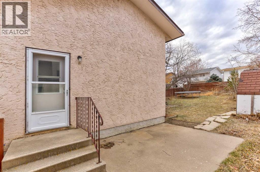 88 Cayuga Crescent W, Lethbridge, Alberta  T1K 5H5 - Photo 5 - A2276845