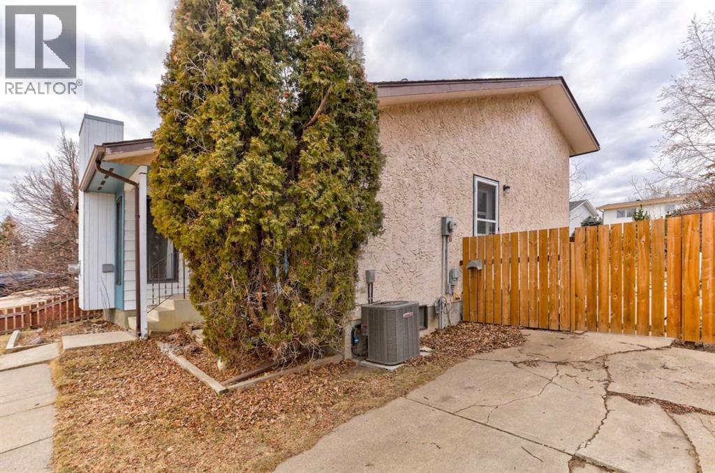 88 Cayuga Crescent W, Lethbridge, Alberta  T1K 5H5 - Photo 8 - A2276845