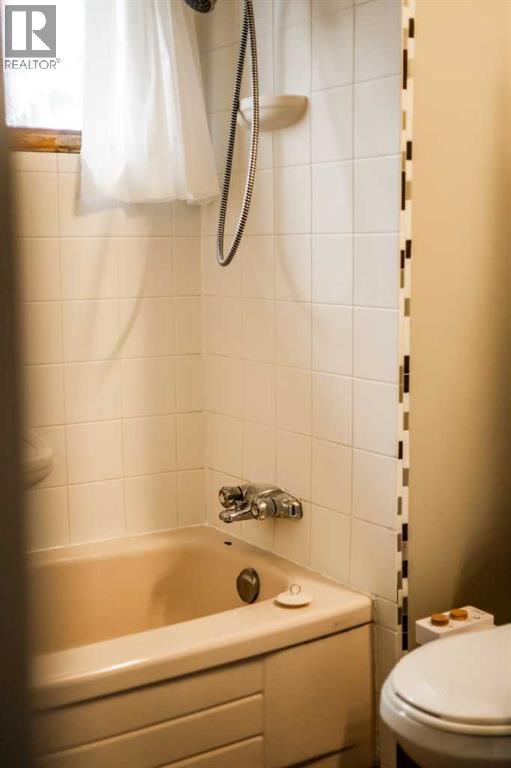 88 Cayuga Crescent W, Lethbridge, Alberta  T1K 5H5 - Photo 41 - A2276845