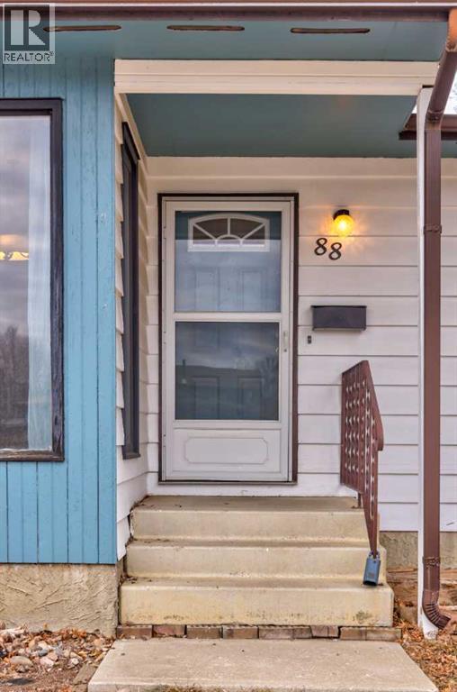 88 Cayuga Crescent W, Lethbridge, Alberta  T1K 5H5 - Photo 4 - A2276845
