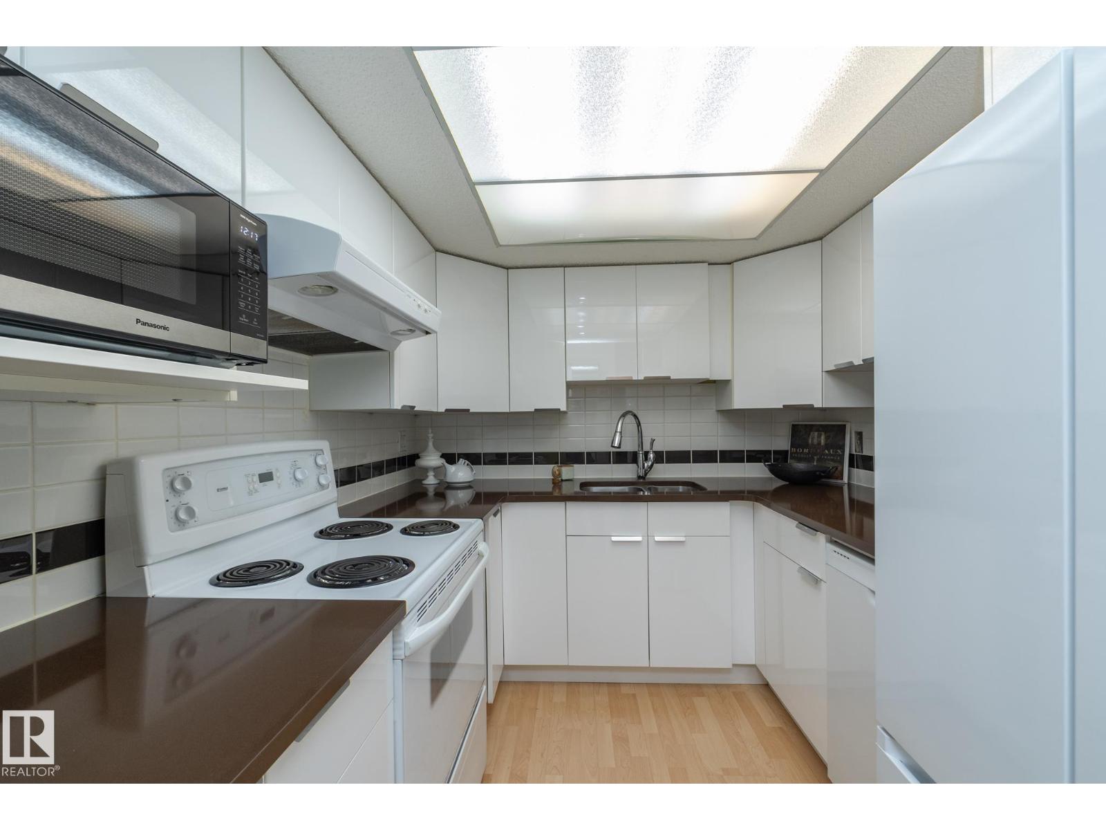 #203 10171 119 St Nw Nw, Edmonton, Alberta  T5X 1Z1 - Photo 15 - E4470012