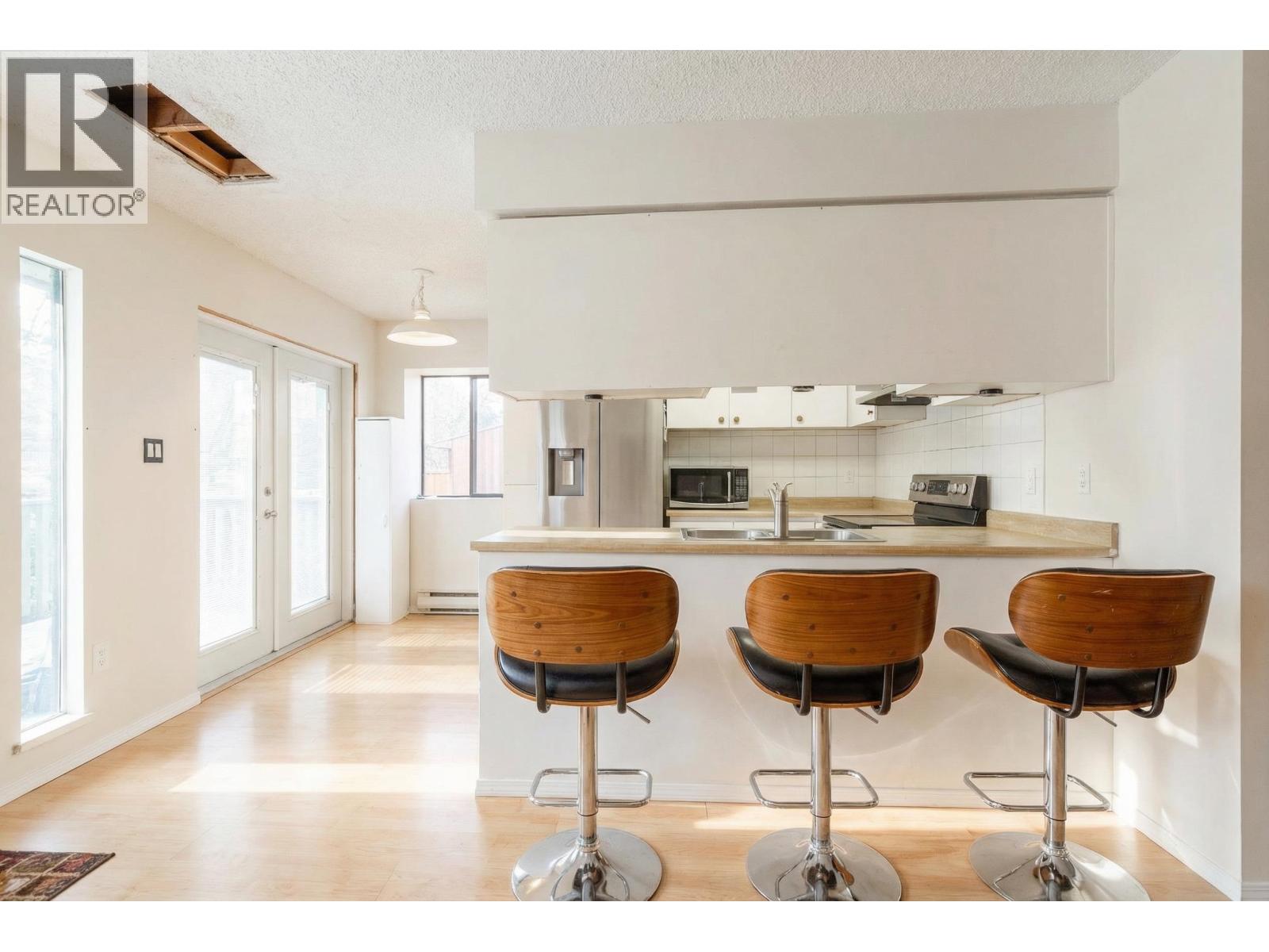 8168 Riel Place, Vancouver, British Columbia  V5S 4B3 - Photo 3 - R3079846