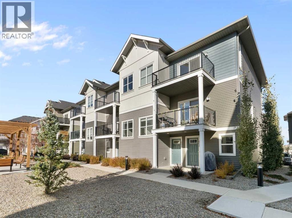 605, 24 Rivercrest Drive, Cochrane, Alberta  T4C 2C5 - Photo 1 - A2267491