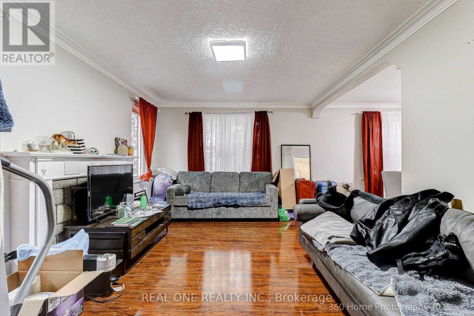 212 Cummer Avenue, Toronto, Ontario  M2M 2E7 - Photo 8 - C12701444