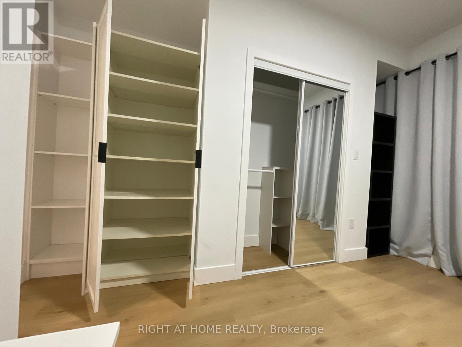 Unit #2  Main Floor - 674 Manning Avenue, Toronto, Ontario  M6G 2W4 - Photo 16 - C12701470