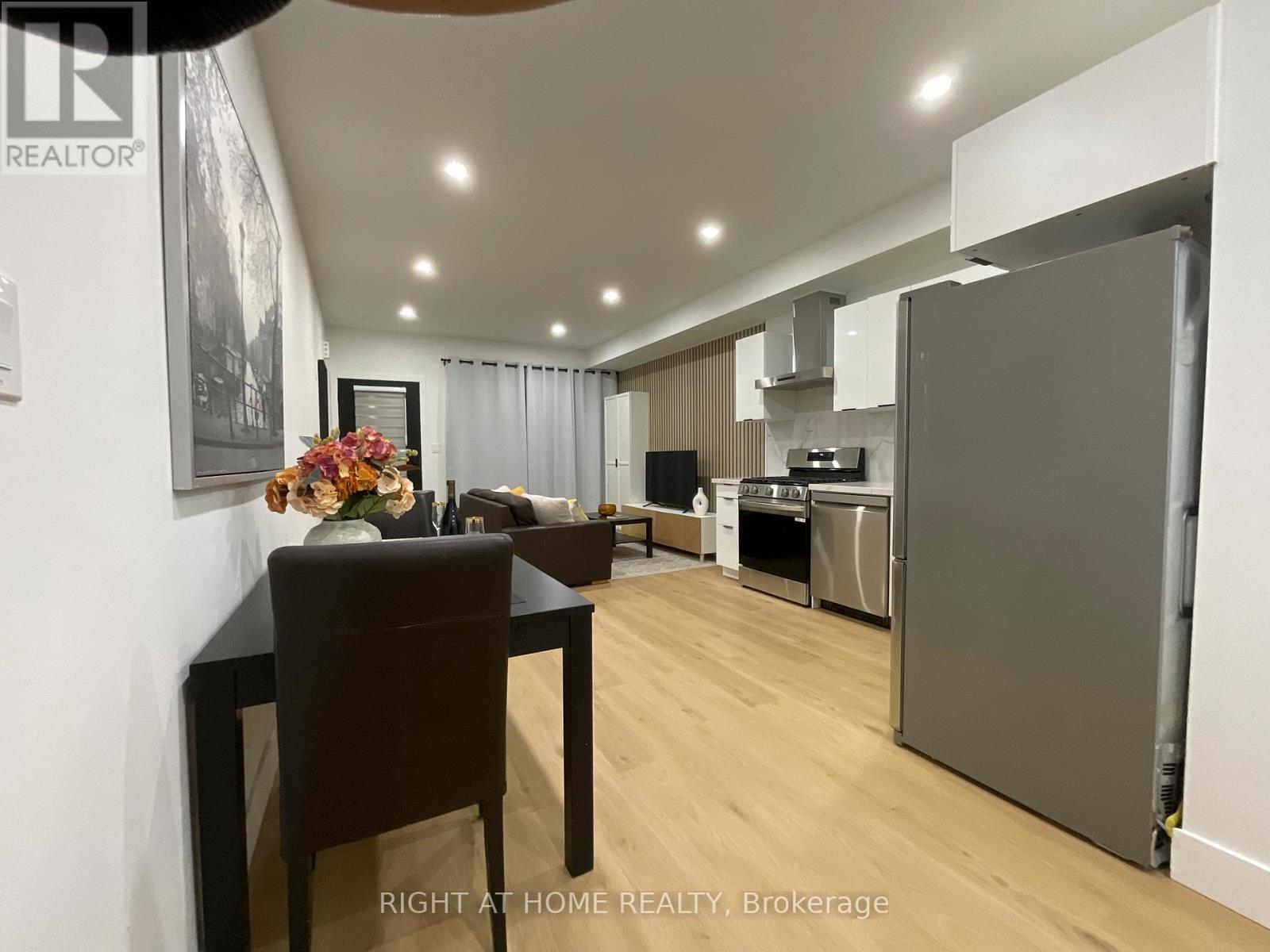 Unit #2  Main Floor - 674 Manning Avenue, Toronto, Ontario  M6G 2W4 - Photo 2 - C12701470