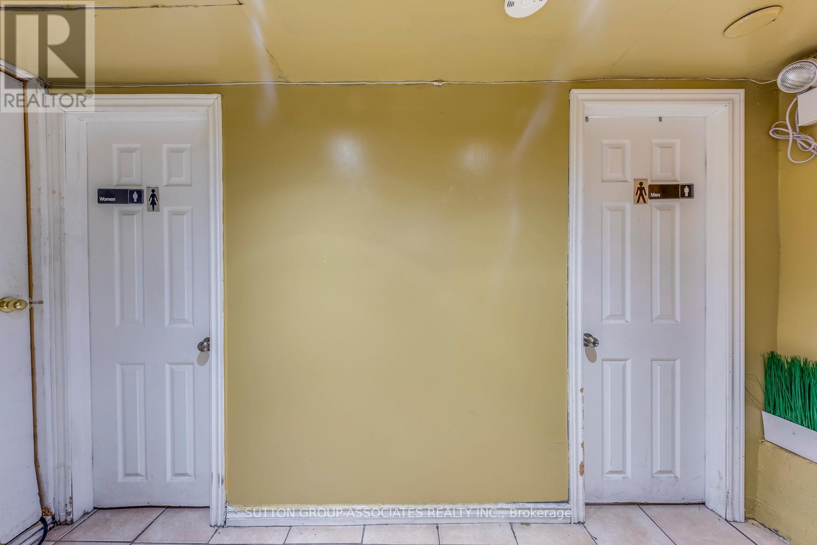 1224 Danforth Avenue, Toronto, Ontario  M4J 1M6 - Photo 20 - E12701426