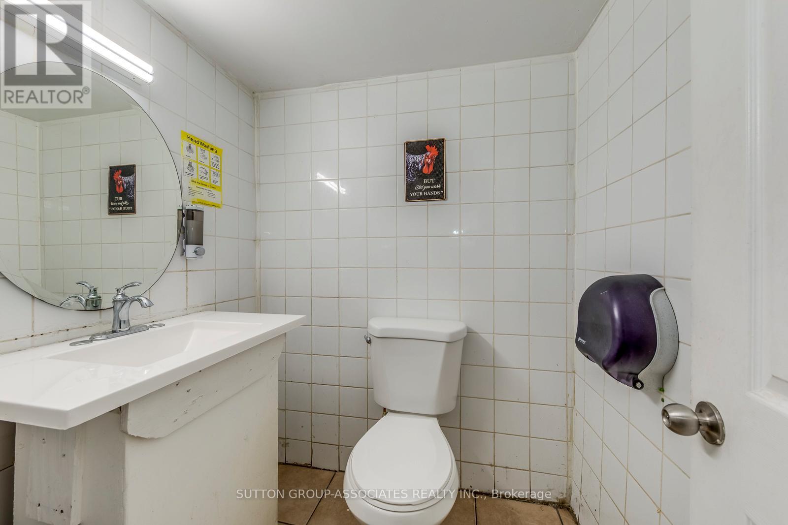 1224 Danforth Avenue, Toronto, Ontario  M4J 1M6 - Photo 21 - E12701426