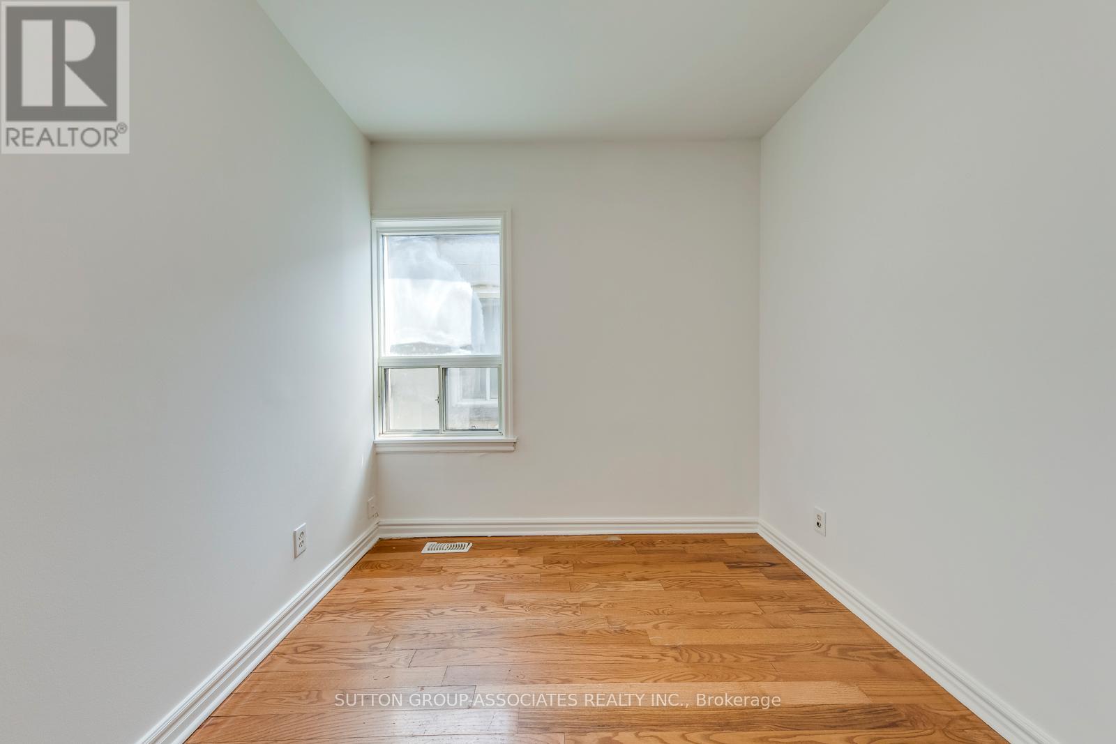 1224 Danforth Avenue, Toronto, Ontario  M4J 1M6 - Photo 38 - E12701426