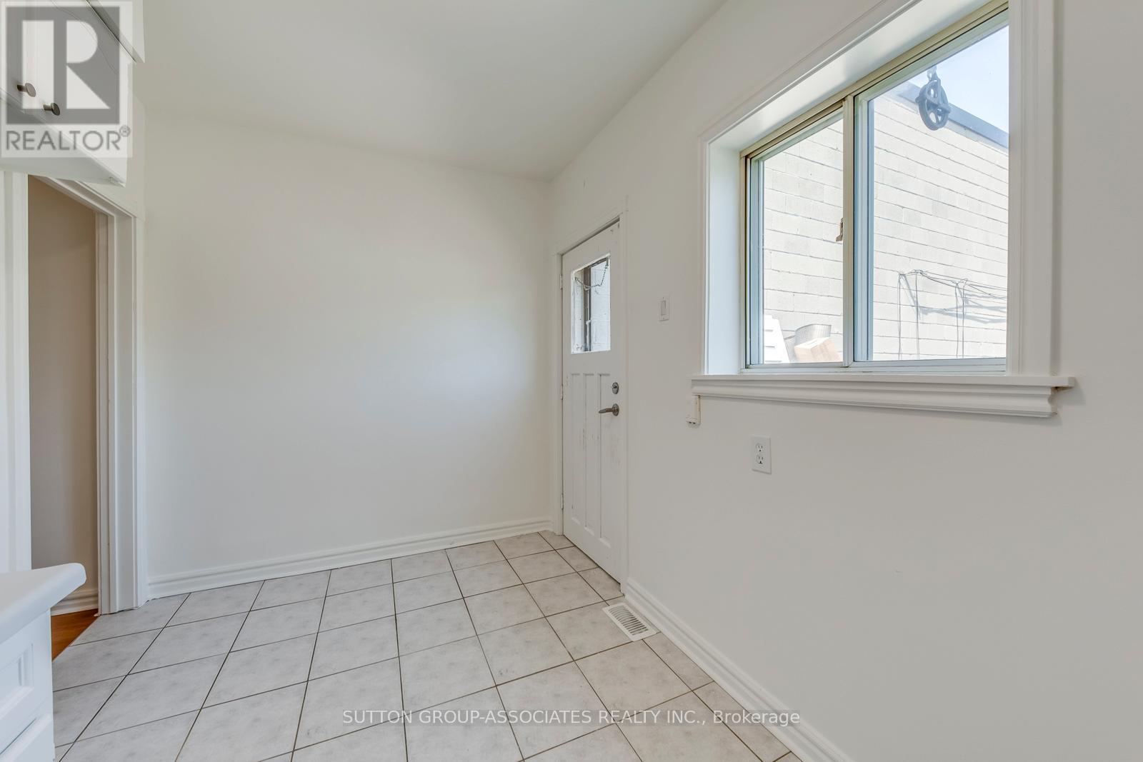 1224 Danforth Avenue, Toronto, Ontario  M4J 1M6 - Photo 46 - E12701426