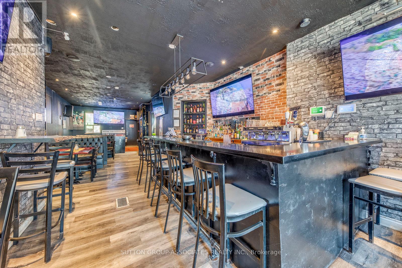 1224 Danforth Avenue, Toronto, Ontario  M4J 1M6 - Photo 5 - E12701426