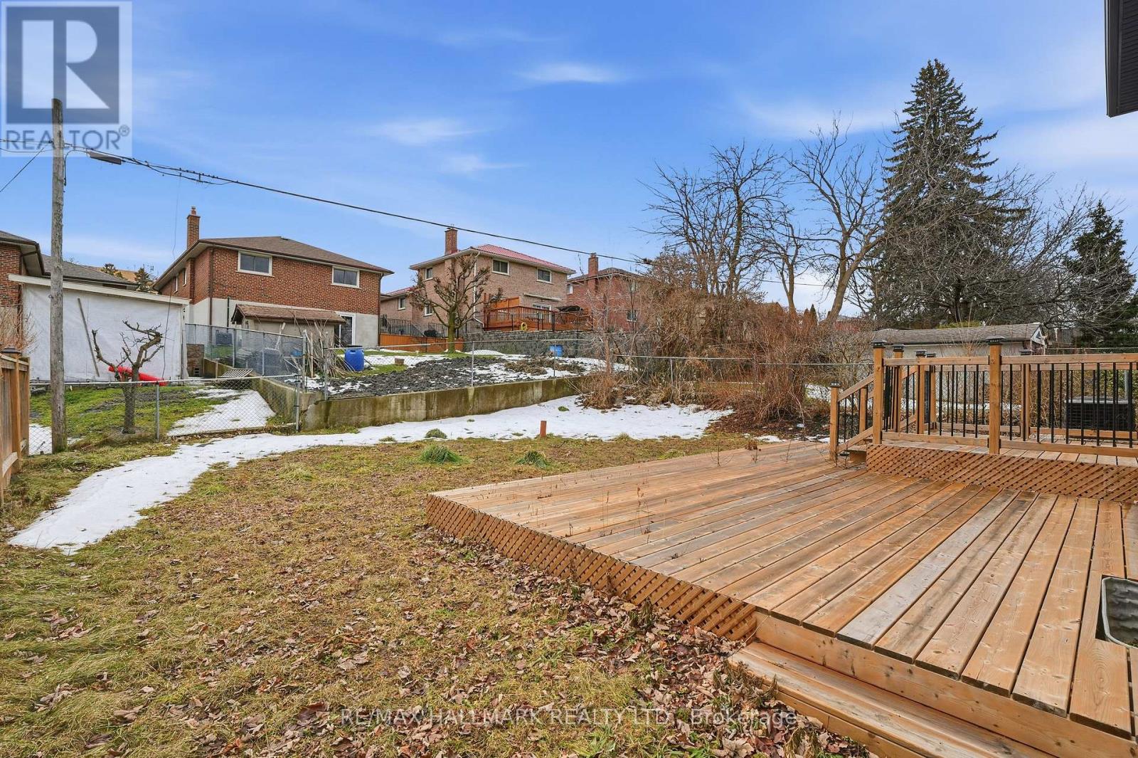 49 Greendowns Drive, Toronto, Ontario  M1M 2G6 - Photo 4 - E12701442