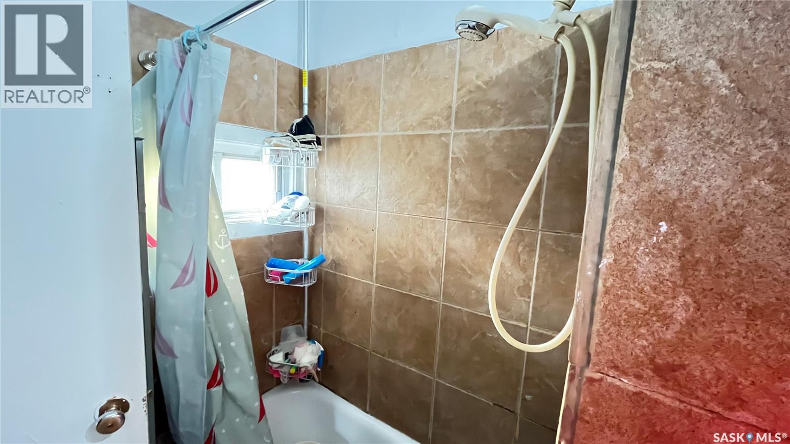 46 Pacific Avenue, Maple Creek, Saskatchewan  S0N 1N0 - Photo 19 - SK026924