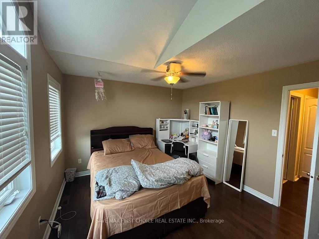 3034 Portree Crescent, Oakville, Ontario  L6M 5C4 - Photo 12 - W12701418