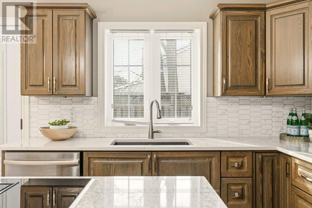 24 - 2407 Woodward Avenue, Burlington, Ontario  L7R 4J2 - Photo 17 - W12701424