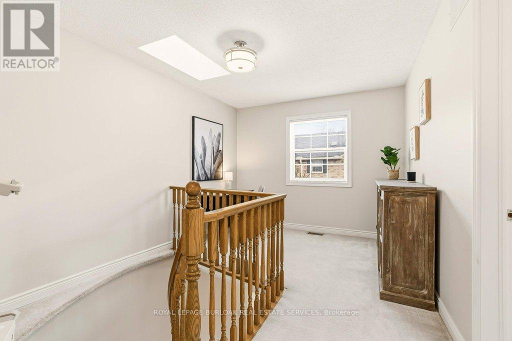 24 - 2407 Woodward Avenue, Burlington, Ontario  L7R 4J2 - Photo 22 - W12701424