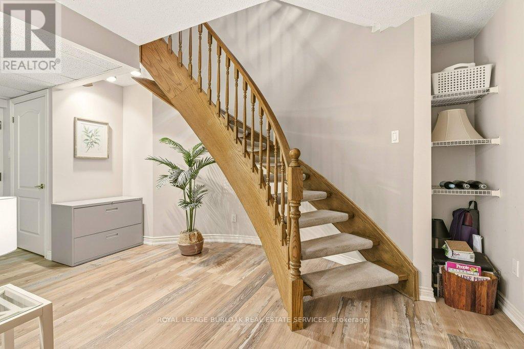 24 - 2407 Woodward Avenue, Burlington, Ontario  L7R 4J2 - Photo 38 - W12701424